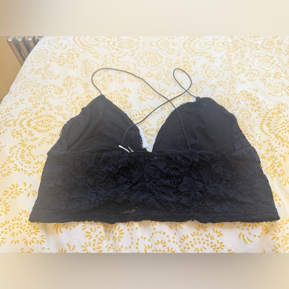 Urban Outfitters [Kimchi Blue] Black Lace Bralette - Picture 6 of 7